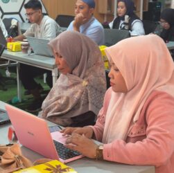 Telkom AI Connect Makassar Gandeng Skillforcuan, Latih 20 UMKM Strategi Influencer Marketing Berbasis AI Telkom AI Connect Makassar Gandeng Skillforcuan, Latih 20 UMKM Strategi Influencer Marketing Berbasis AI