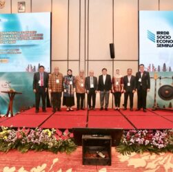 Holding Perkebunan Nusantara Perkuat Kolaborasi Global, PT RPN Gelar IRRDB Socio-Economic Seminar 2026 Holding Perkebunan Nusantara Perkuat Kolaborasi Global, PT RPN Gelar IRRDB Socio-Economic Seminar 2026