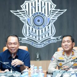 Korlantas Polri dan Jasa Marga Perkuat Kolaborasi, Bahas Digitalisasi, Nataru hingga Penertiban ODOL Korlantas Polri dan Jasa Marga Perkuat Kolaborasi, Bahas Digitalisasi, Nataru hingga Penertiban ODOL