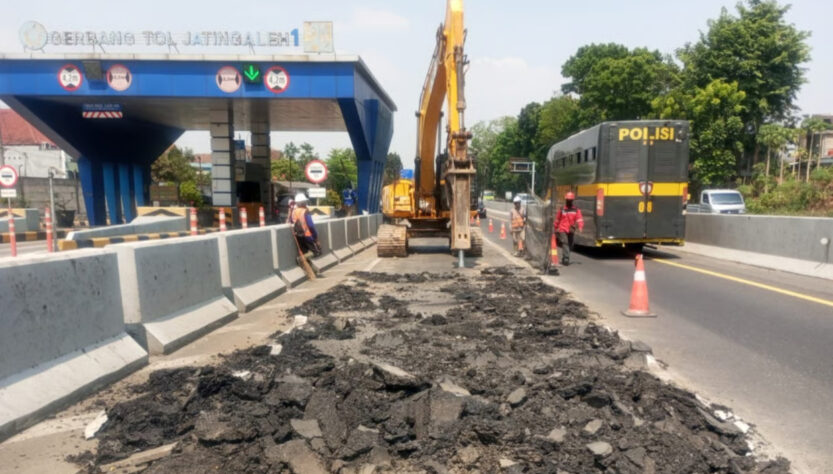 Jaga Kualitas Infrastruktur, PT JMTM Lanjutkan Pekerjaan SFO dan Rekonstruksi Rigid di Ruas Tol Semarang Jaga Kualitas Infrastruktur, PT JMTM Lanjutkan Pekerjaan SFO dan Rekonstruksi Rigid di Ruas Tol Semarang