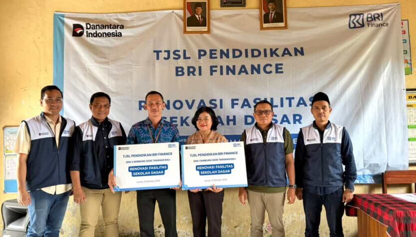 BRI Finance Dukung Peningkatan Kualitas Pendidikan melalui Program TJSL di Tabanan Bali BRI Finance Dukung Peningkatan Kualitas Pendidikan melalui Program TJSL di Tabanan Bali